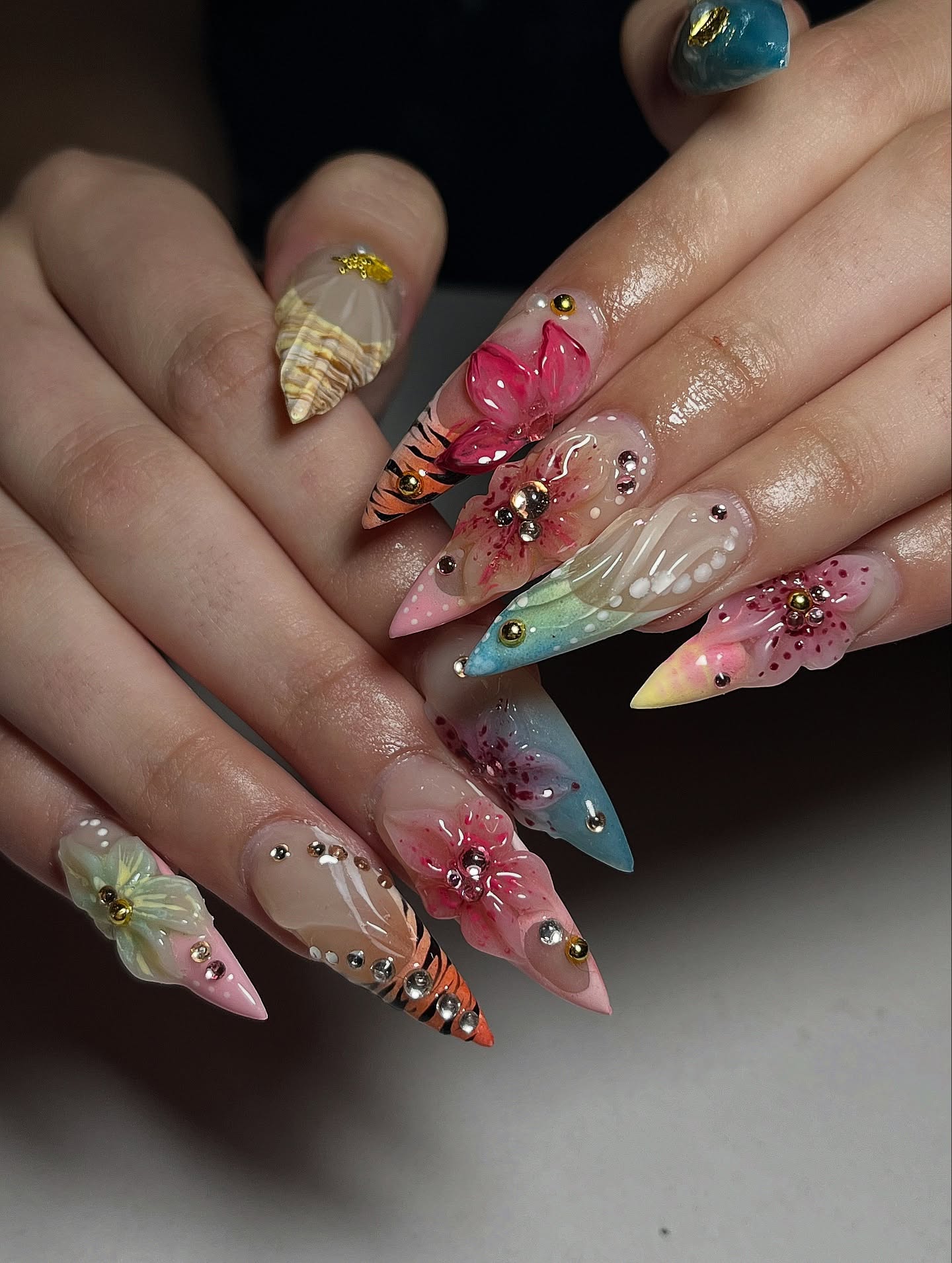 Tropical Hibiscus & Tiger Print Press On Nails - 3D Shell & Flower - Long Stiletto