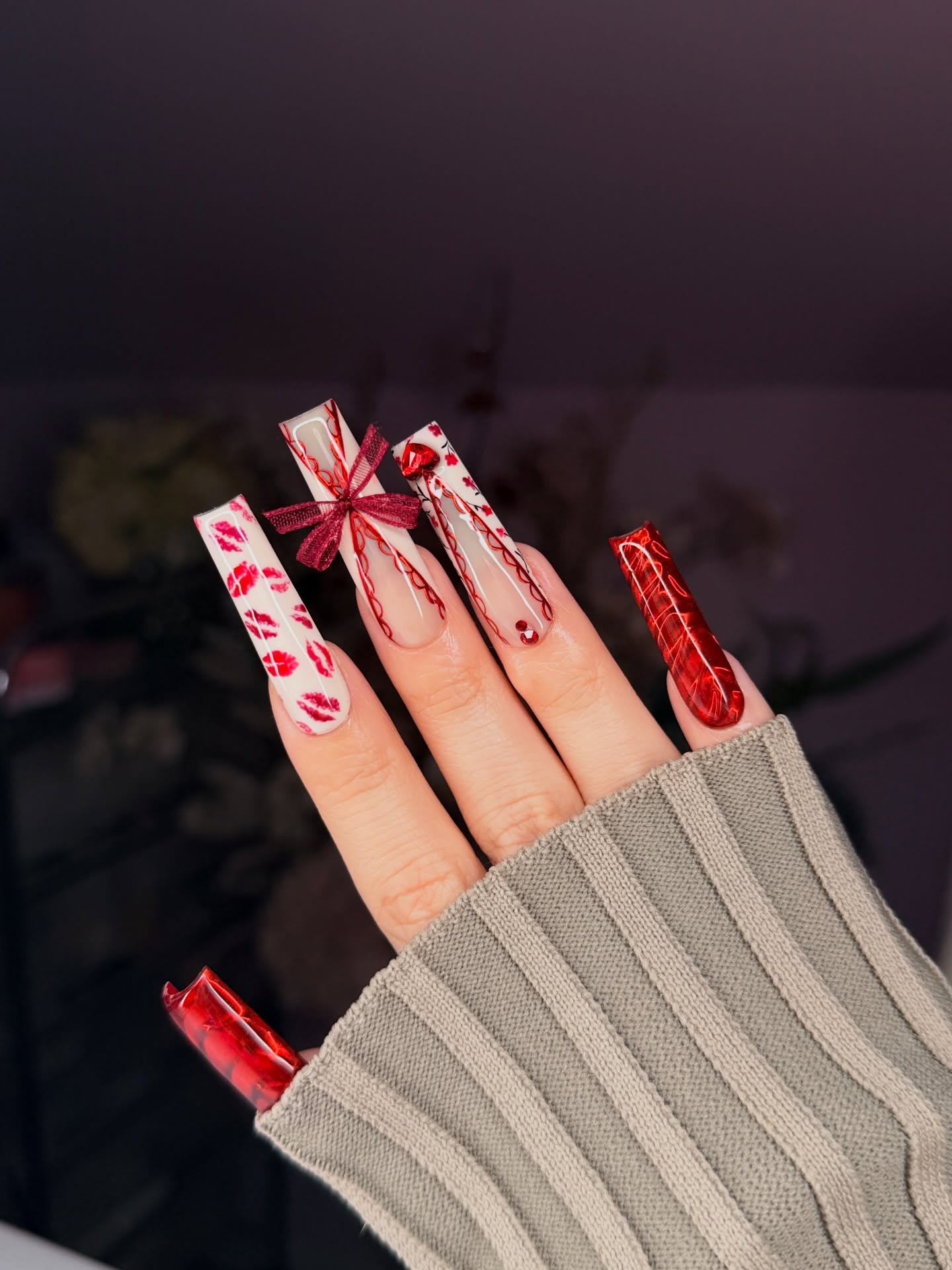 Romantic 3D Ribbon & Kiss Press On Nails - Long Square Luxury Set