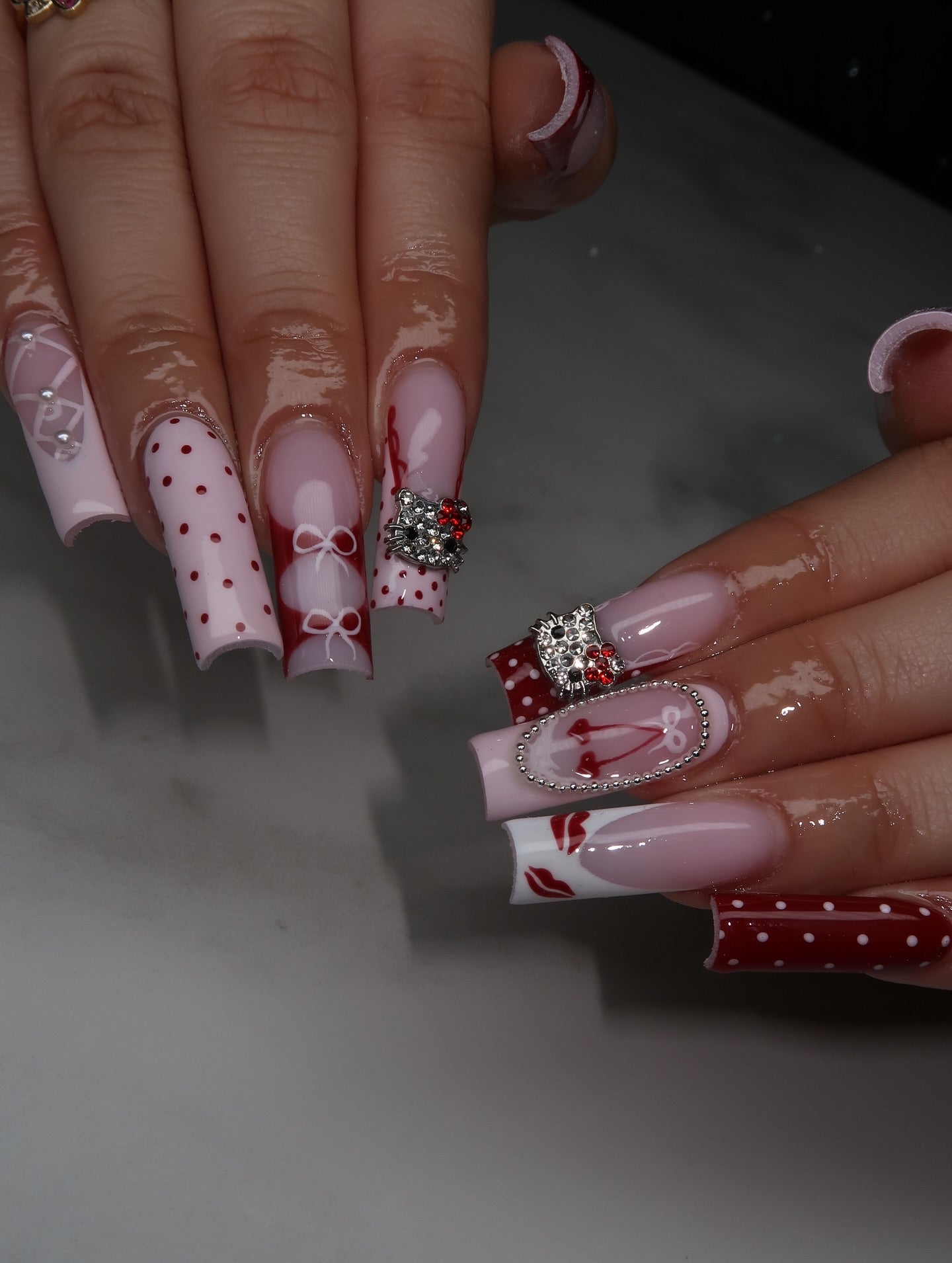 Hello Kitty Holiday Romance 3D Charm Press On Nails - XL Square